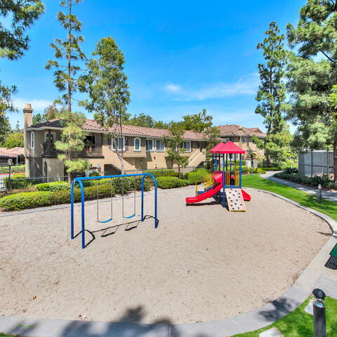 186 Gallery Way Listing Image Thumbnail #20