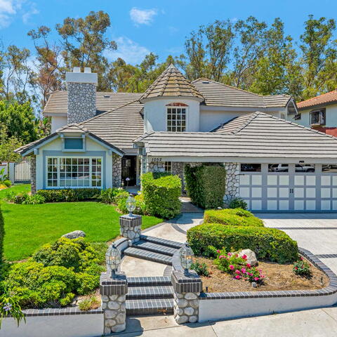 1052 Castlerock Lane Listing Image Thumbnail #1