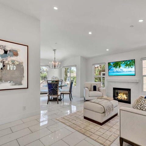 186 Gallery Way Listing Image Thumbnail #1