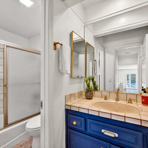 1052 Castlerock Lane Listing Image Thumbnail #18