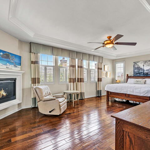 1407 Williamsburg Street Listing Image Thumbnail #11