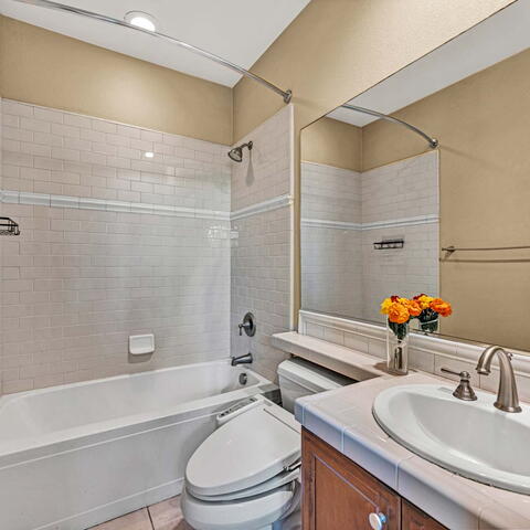 1407 Williamsburg Street Listing Image Thumbnail #14