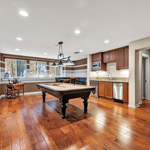1407 Williamsburg Street Listing Image Thumbnail #19