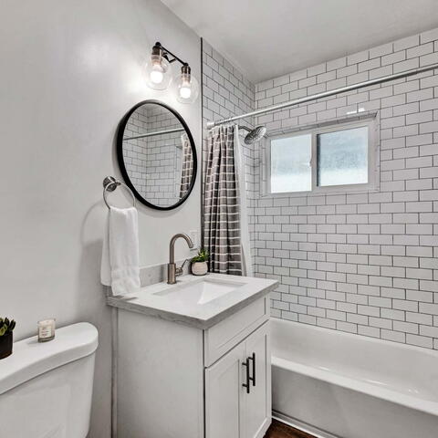 325 N Russell Avenue Listing Image Thumbnail #15