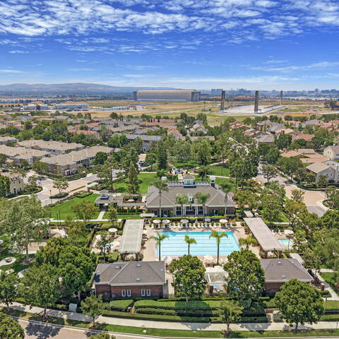 1407 Williamsburg Street Listing Image Thumbnail #3