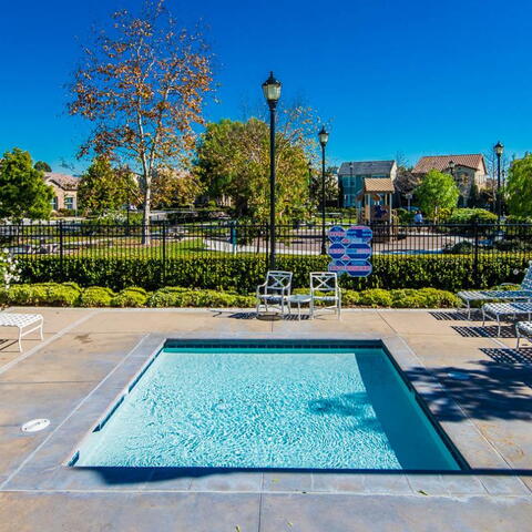 1407 Williamsburg Street Listing Image Thumbnail #31