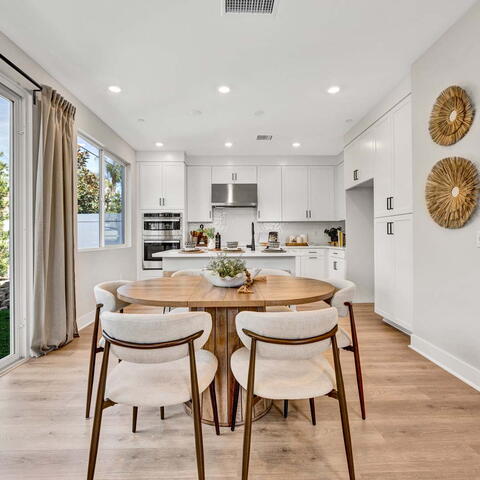 1001 E Overlook Drive Listing Image Thumbnail #4
