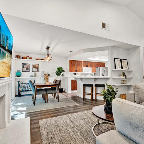 2342 Aspen Street Listing Image Thumbnail #5