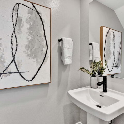 1001 E Overlook Drive Listing Image Thumbnail #7