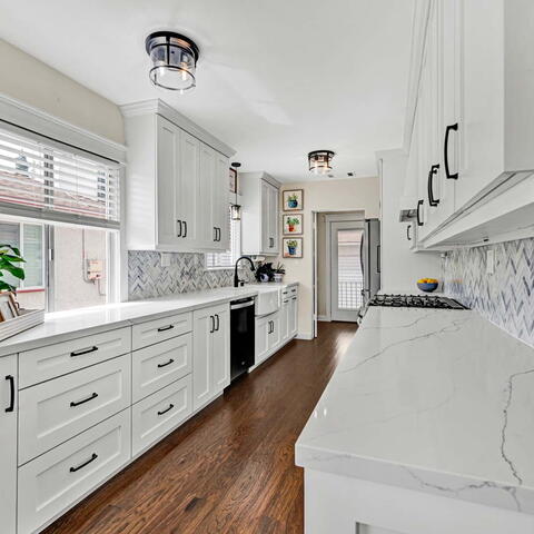 5423 Dunrobin Avenue Listing Image Thumbnail #4
