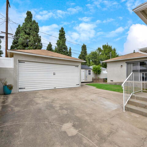 5423 Dunrobin Avenue Listing Image Thumbnail #13