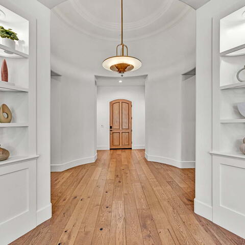 2455 Hannaford Drive Listing Image Thumbnail #6