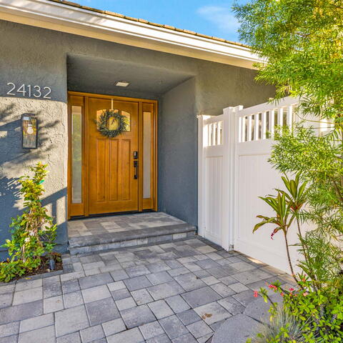 24132 Via Luisa Listing Image Thumbnail #5